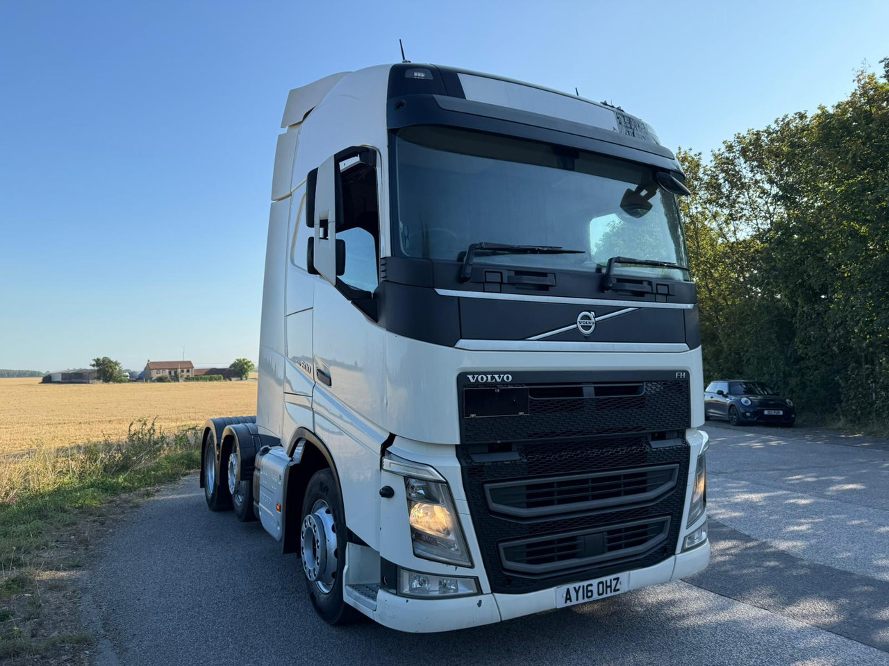 2016 Volvo FH 500 Tractor Unit - Vetopöytäauto: kuva 2016 Volvo FH 500 Tractor Unit - Vetopöytäauto 2016 Volvo FH 500 Tractor Unit - Vetopöytäauto: kuva 2016 Volvo FH 500 Tractor Unit - Vetopöytäauto