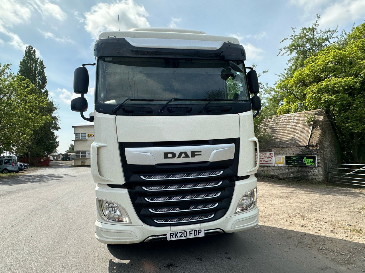 2020 DAF XF 480 Tractor Unit - Vetopöytäauto: kuva 2020 DAF XF 480 Tractor Unit - Vetopöytäauto 2020 DAF XF 480 Tractor Unit - Vetopöytäauto: kuva 2020 DAF XF 480 Tractor Unit - Vetopöytäauto