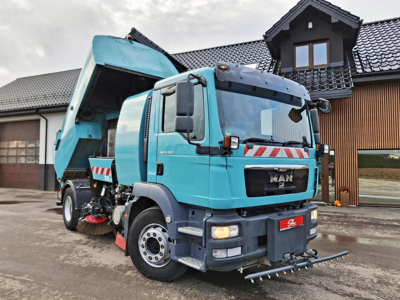 MAN 18.290 Zamiatarka Kehrmaschine BUCHER PM10 L/R Karcher - Lakaisuauto: kuva MAN 18.290 Zamiatarka Kehrmaschine BUCHER PM10 L/R Karcher - Lakaisuauto MAN 18.290 Zamiatarka Kehrmaschine BUCHER PM10 L/R Karcher - Lakaisuauto: kuva MAN 18.290 Zamiatarka Kehrmaschine BUCHER PM10 L/R Karcher - Lakaisuauto