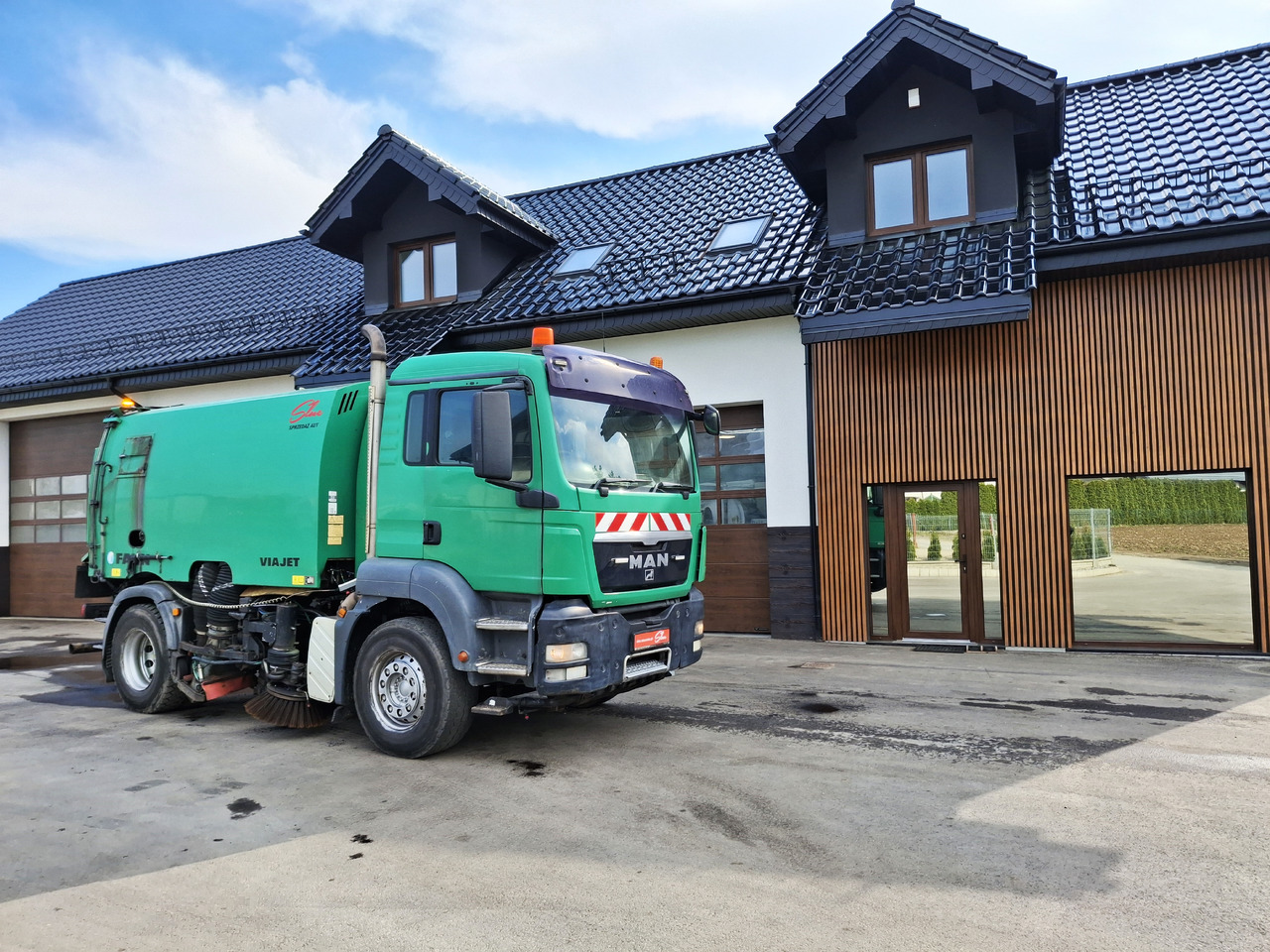 MAN TGS 18.320 FAUN Zamiatarka Kehrmaschine EUnited PM10 - Lakaisuauto: kuva MAN TGS 18.320 FAUN Zamiatarka Kehrmaschine EUnited PM10 - Lakaisuauto MAN TGS 18.320 FAUN Zamiatarka Kehrmaschine EUnited PM10 - Lakaisuauto: kuva MAN TGS 18.320 FAUN Zamiatarka Kehrmaschine EUnited PM10 - Lakaisuauto