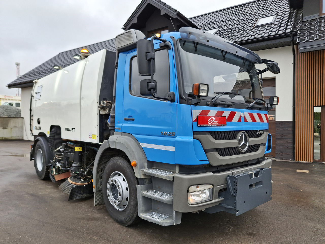 Mercedes-Benz Axor 1829 Zamiatarka Kehrmaschine FAUN Euro5 PM10 76 Tyś KM 2010 - Lakaisuauto: kuva Mercedes-Benz Axor 1829 Zamiatarka Kehrmaschine FAUN Euro5 PM10 76 Tyś KM 2010 - Lakaisuauto Mercedes-Benz Axor 1829 Zamiatarka Kehrmaschine FAUN Euro5 PM10 76 Tyś KM 2010 - Lakaisuauto: kuva Mercedes-Benz Axor 1829 Zamiatarka Kehrmaschine FAUN Euro5 PM10 76 Tyś KM 2010 - Lakaisuauto