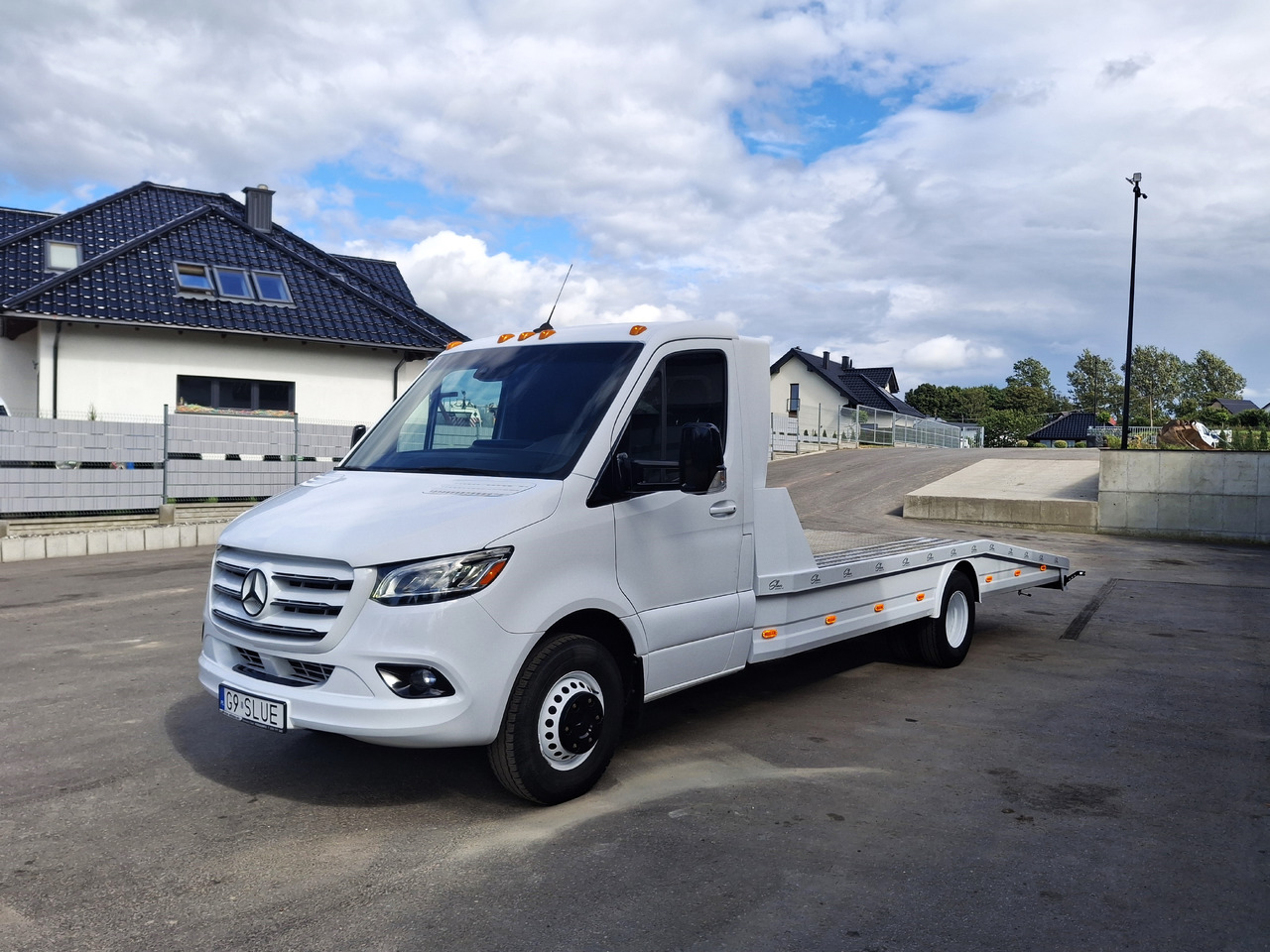 Mercedes-Benz Sprinter 519 Laweta 3500kg Koła Bliźniacze 3.0 V6 - Hinausauto: kuva Mercedes-Benz Sprinter 519 Laweta 3500kg Koła Bliźniacze 3.0 V6 - Hinausauto Mercedes-Benz Sprinter 519 Laweta 3500kg Koła Bliźniacze 3.0 V6 - Hinausauto: kuva Mercedes-Benz Sprinter 519 Laweta 3500kg Koła Bliźniacze 3.0 V6 - Hinausauto