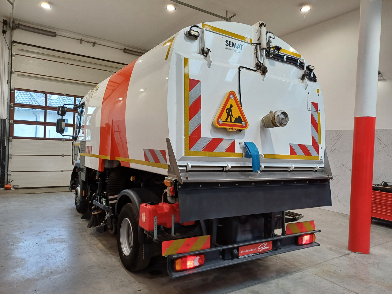 RENAULT D12 Zamiatarka Kehrmaschine 2 Motoren SEMAT Zoeller Szczotki L/R Euro 6 PM10 2017r - Lakaisuauto: kuva RENAULT D12 Zamiatarka Kehrmaschine 2 Motoren SEMAT Zoeller Szczotki L/R Euro 6 PM10 2017r - Lakaisuauto RENAULT D12 Zamiatarka Kehrmaschine 2 Motoren SEMAT Zoeller Szczotki L/R Euro 6 PM10 2017r - Lakaisuauto: kuva RENAULT D12 Zamiatarka Kehrmaschine 2 Motoren SEMAT Zoeller Szczotki L/R Euro 6 PM10 2017r - Lakaisuauto