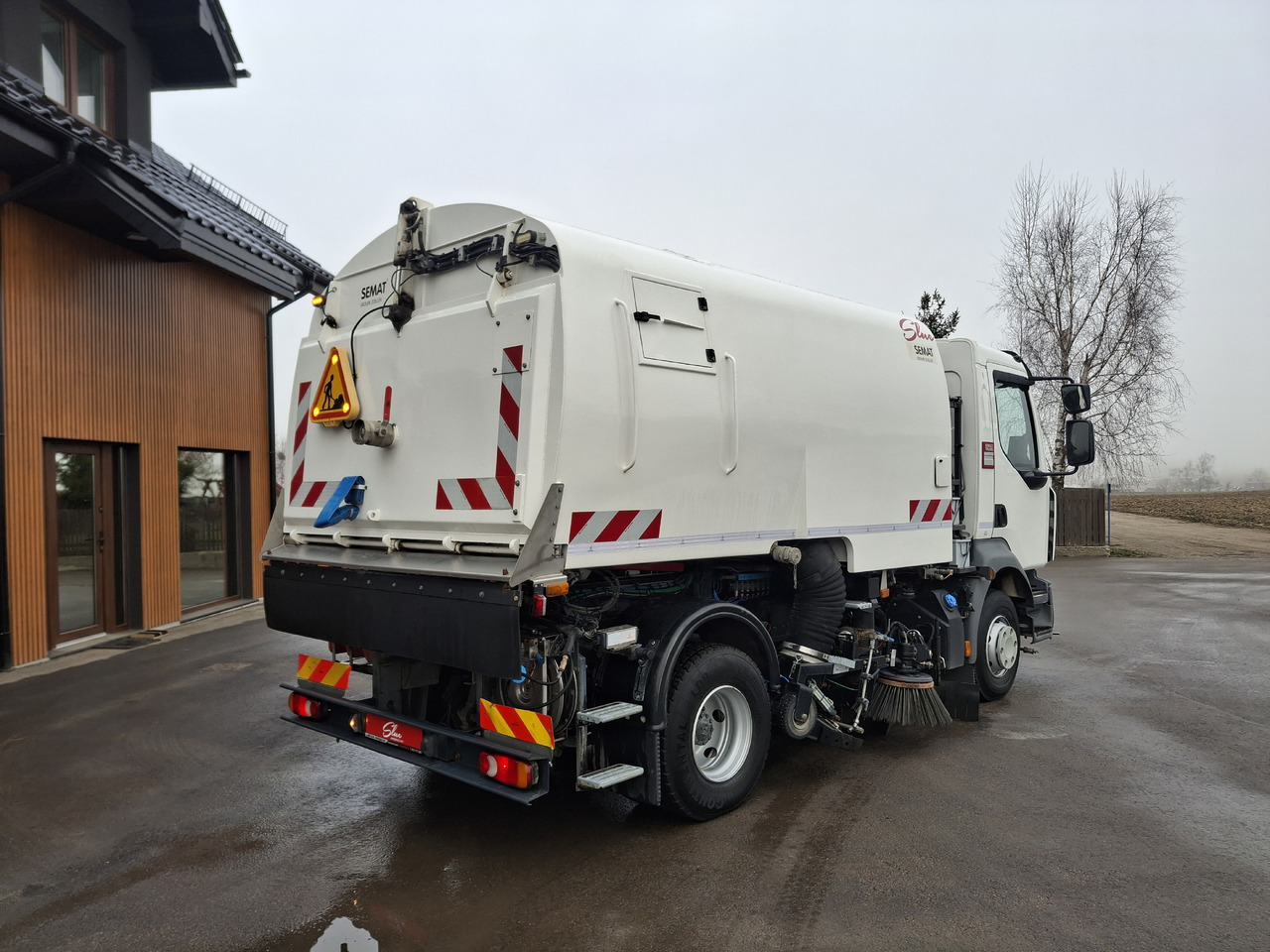 RENAULT D12 Zamiatarka Kehrmaschine SEMAT Zoeller Faun Karcher Euro 6 PM10 L/R 2017r - Lakaisuauto: kuva RENAULT D12 Zamiatarka Kehrmaschine SEMAT Zoeller Faun Karcher Euro 6 PM10 L/R 2017r - Lakaisuauto RENAULT D12 Zamiatarka Kehrmaschine SEMAT Zoeller Faun Karcher Euro 6 PM10 L/R 2017r - Lakaisuauto: kuva RENAULT D12 Zamiatarka Kehrmaschine SEMAT Zoeller Faun Karcher Euro 6 PM10 L/R 2017r - Lakaisuauto