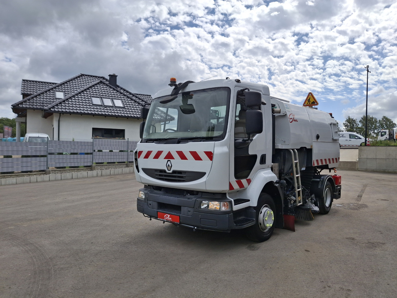 RENAULT Midlum 220 Zamiatarka Johnston VS500 Szczotki L/R Obie Strony Napęd Hydrostatyczny 2012r - Lakaisuauto: kuva RENAULT Midlum 220 Zamiatarka Johnston VS500 Szczotki L/R Obie Strony Napęd Hydrostatyczny 2012r - Lakaisuauto RENAULT Midlum 220 Zamiatarka Johnston VS500 Szczotki L/R Obie Strony Napęd Hydrostatyczny 2012r - Lakaisuauto: kuva RENAULT Midlum 220 Zamiatarka Johnston VS500 Szczotki L/R Obie Strony Napęd Hydrostatyczny 2012r - Lakaisuauto