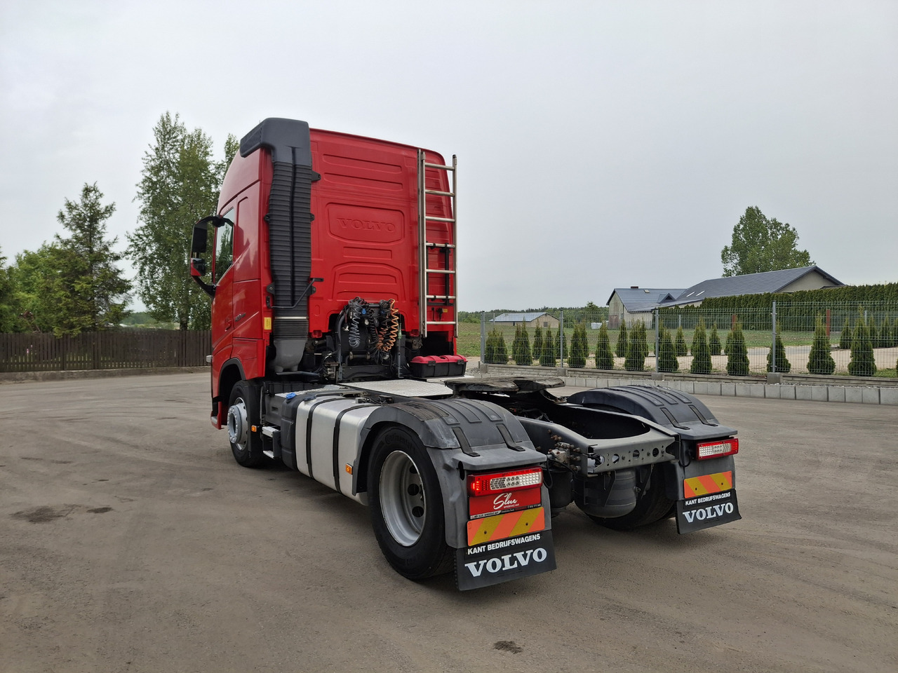 VOLVO FH 420 ADR Sattelzugmaschine Euro 6 Ciągnik Siodłowy Automat Światła LED - Vetopöytäauto: kuva VOLVO FH 420 ADR Sattelzugmaschine Euro 6 Ciągnik Siodłowy Automat Światła LED - Vetopöytäauto VOLVO FH 420 ADR Sattelzugmaschine Euro 6 Ciągnik Siodłowy Automat Światła LED - Vetopöytäauto: kuva VOLVO FH 420 ADR Sattelzugmaschine Euro 6 Ciągnik Siodłowy Automat Światła LED - Vetopöytäauto