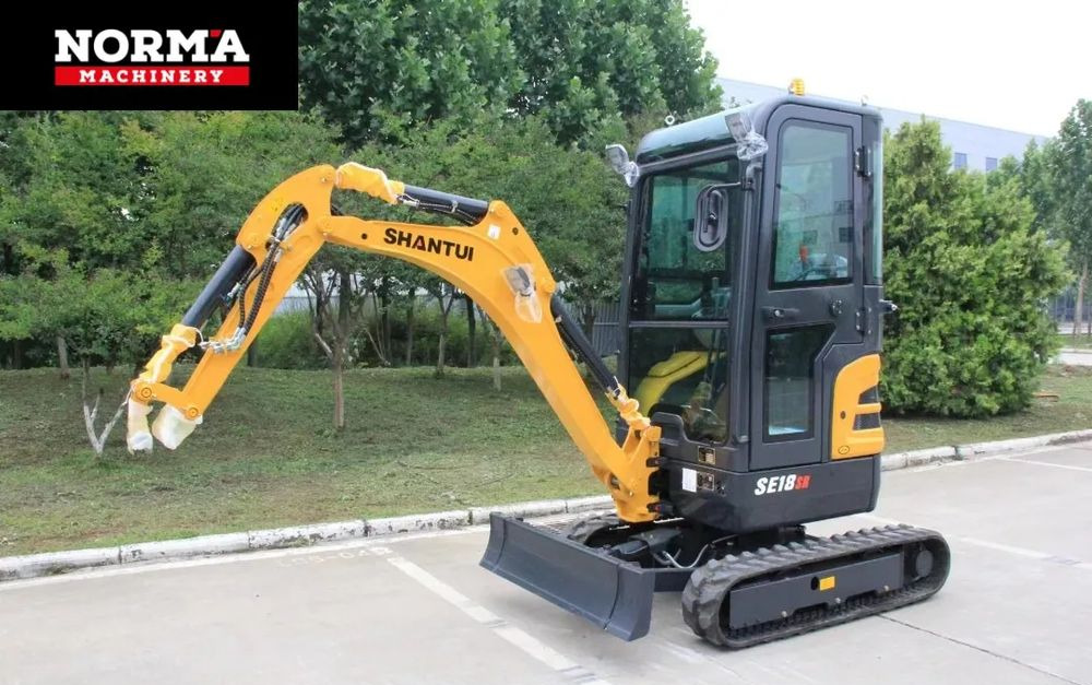 Uusi Minikuormaaja Inny Shantui SE18SR: kuva Uusi Minikuormaaja Inny Shantui SE18SR