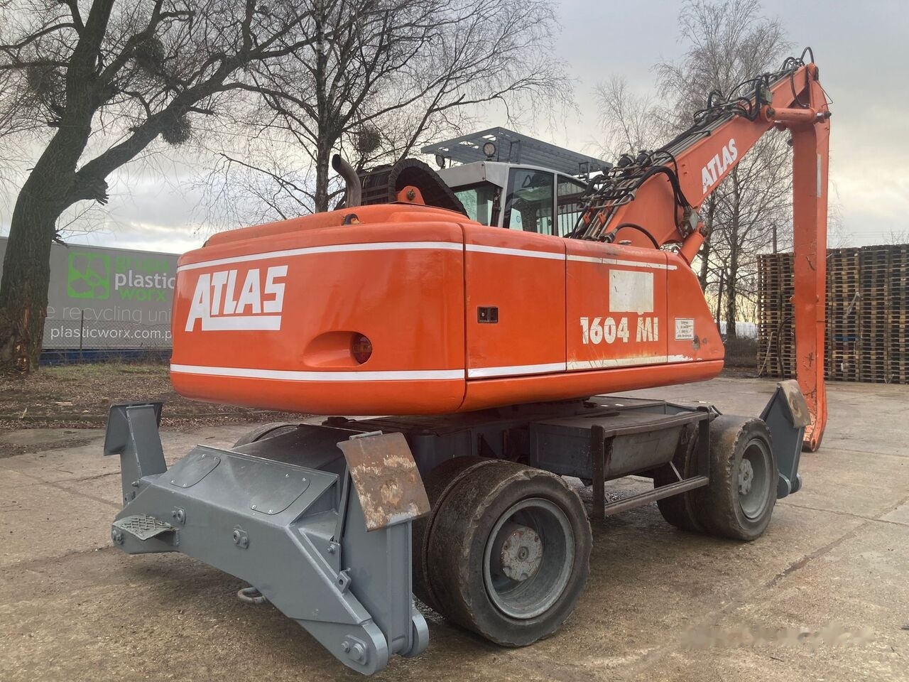 Leasing Atlas 1604 Atlas 1604: kuva Leasing Atlas 1604 Atlas 1604