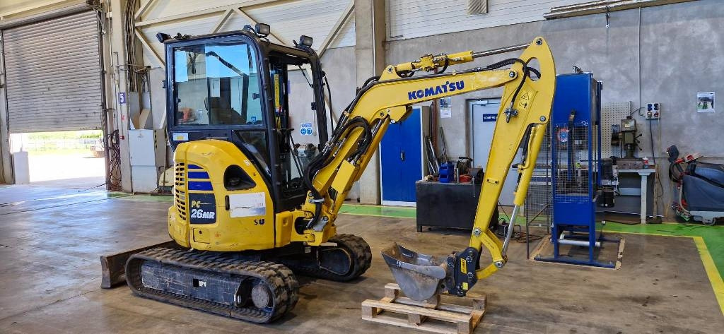 Komatsu PC 26 MR - Minikuormaaja: kuva Komatsu PC 26 MR - Minikuormaaja Komatsu PC 26 MR - Minikuormaaja: kuva Komatsu PC 26 MR - Minikuormaaja