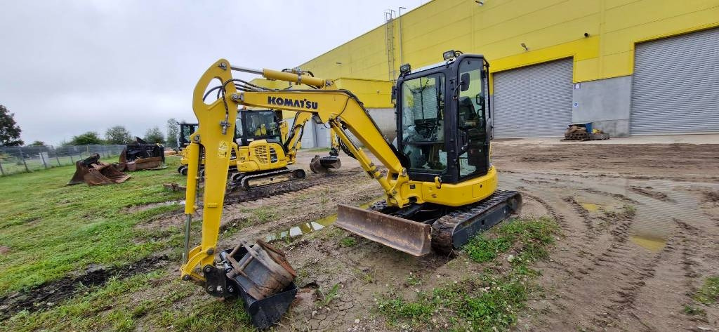 Komatsu PC 30 MR-5 - Minikuormaaja: kuva Komatsu PC 30 MR-5 - Minikuormaaja Komatsu PC 30 MR-5 - Minikuormaaja: kuva Komatsu PC 30 MR-5 - Minikuormaaja