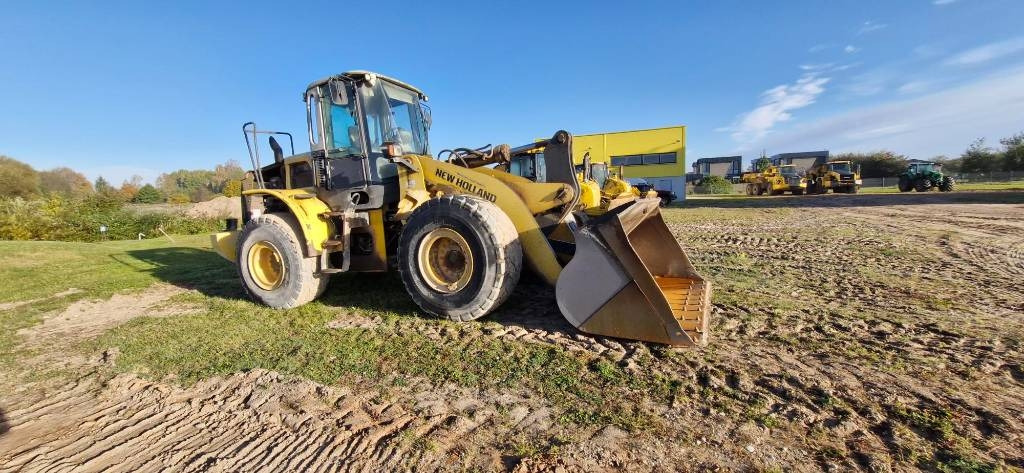 New Holland W 190 B  - Pyöräkuormaaja: kuva New Holland W 190 B  - Pyöräkuormaaja New Holland W 190 B  - Pyöräkuormaaja: kuva New Holland W 190 B  - Pyöräkuormaaja