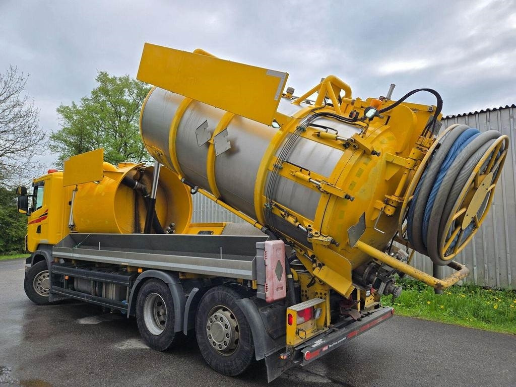 Scania R420 6X2 ADR AMPHITECH VORTEX 13m³ - Puhtaanpitoauto: kuva Scania R420 6X2 ADR AMPHITECH VORTEX 13m³ - Puhtaanpitoauto Scania R420 6X2 ADR AMPHITECH VORTEX 13m³ - Puhtaanpitoauto: kuva Scania R420 6X2 ADR AMPHITECH VORTEX 13m³ - Puhtaanpitoauto