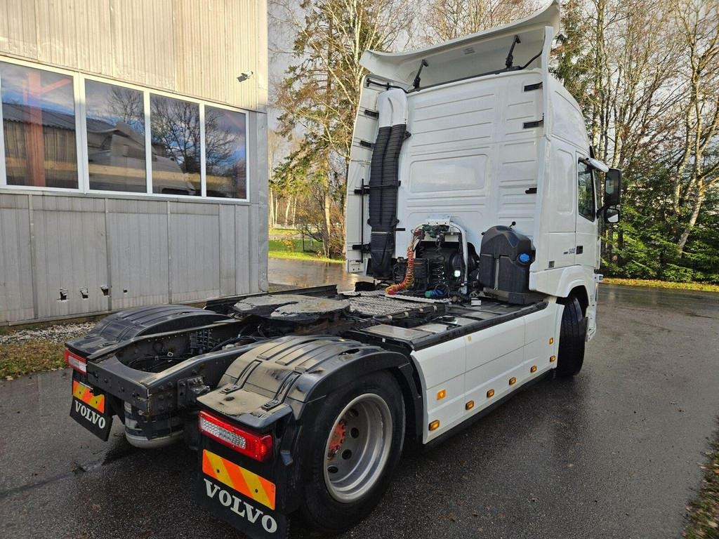 Volvo FM500 4X2 - Vetopöytäauto: kuva Volvo FM500 4X2 - Vetopöytäauto Volvo FM500 4X2 - Vetopöytäauto: kuva Volvo FM500 4X2 - Vetopöytäauto