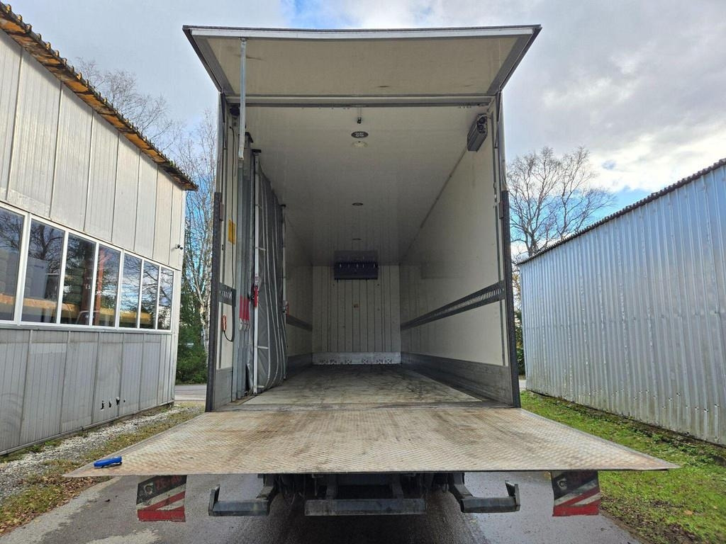 Volvo FH460 6X2 CARRIER 1050  - Refrigeraattori kuorma-auto: kuva Volvo FH460 6X2 CARRIER 1050  - Refrigeraattori kuorma-auto Volvo FH460 6X2 CARRIER 1050  - Refrigeraattori kuorma-auto: kuva Volvo FH460 6X2 CARRIER 1050  - Refrigeraattori kuorma-auto