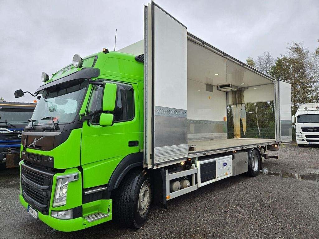 Volvo FM370 4X2 CARRIER 1150 SIDEOPENING - Refrigeraattori kuorma-auto: kuva Volvo FM370 4X2 CARRIER 1150 SIDEOPENING - Refrigeraattori kuorma-auto Volvo FM370 4X2 CARRIER 1150 SIDEOPENING - Refrigeraattori kuorma-auto: kuva Volvo FM370 4X2 CARRIER 1150 SIDEOPENING - Refrigeraattori kuorma-auto