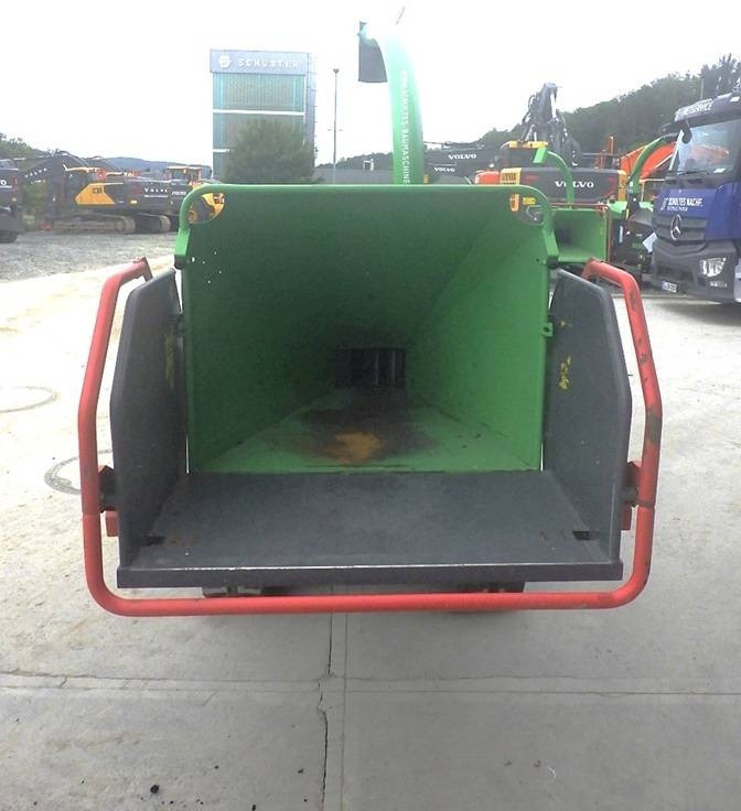 Greenmech ArbTrak 150 D - Hakkuri: kuva Greenmech ArbTrak 150 D - Hakkuri Greenmech ArbTrak 150 D - Hakkuri: kuva Greenmech ArbTrak 150 D - Hakkuri