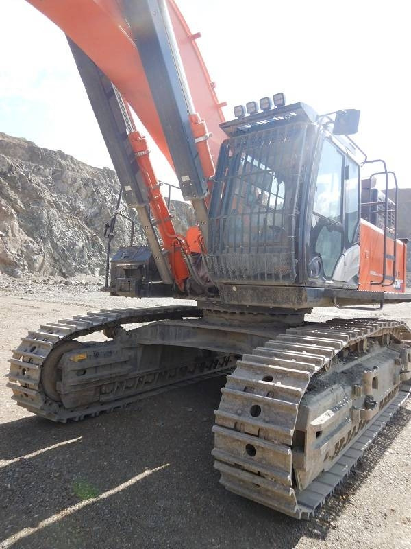 Hitachi ZX 530 LC H-6 - Telakaivukone: kuva Hitachi ZX 530 LC H-6 - Telakaivukone Hitachi ZX 530 LC H-6 - Telakaivukone: kuva Hitachi ZX 530 LC H-6 - Telakaivukone