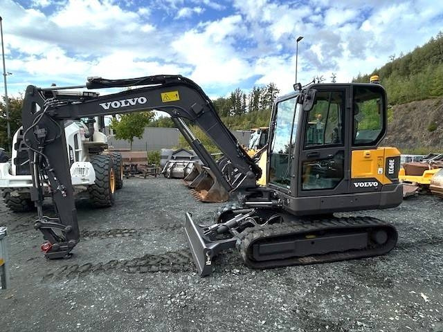 Volvo EC 60 E - Minikuormaaja: kuva Volvo EC 60 E - Minikuormaaja Volvo EC 60 E - Minikuormaaja: kuva Volvo EC 60 E - Minikuormaaja