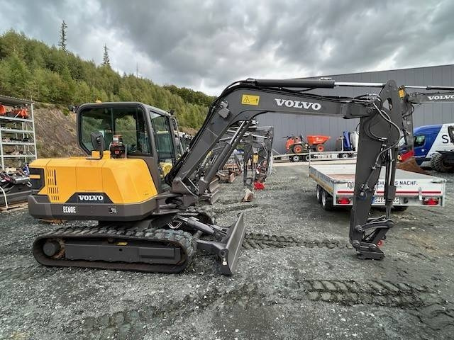 Volvo EC 60 E - Minikuormaaja: kuva Volvo EC 60 E - Minikuormaaja Volvo EC 60 E - Minikuormaaja: kuva Volvo EC 60 E - Minikuormaaja