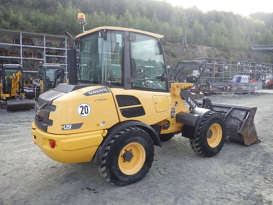 Volvo L 25 F  - Pyöräkuormaaja: kuva Volvo L 25 F  - Pyöräkuormaaja Volvo L 25 F  - Pyöräkuormaaja: kuva Volvo L 25 F  - Pyöräkuormaaja