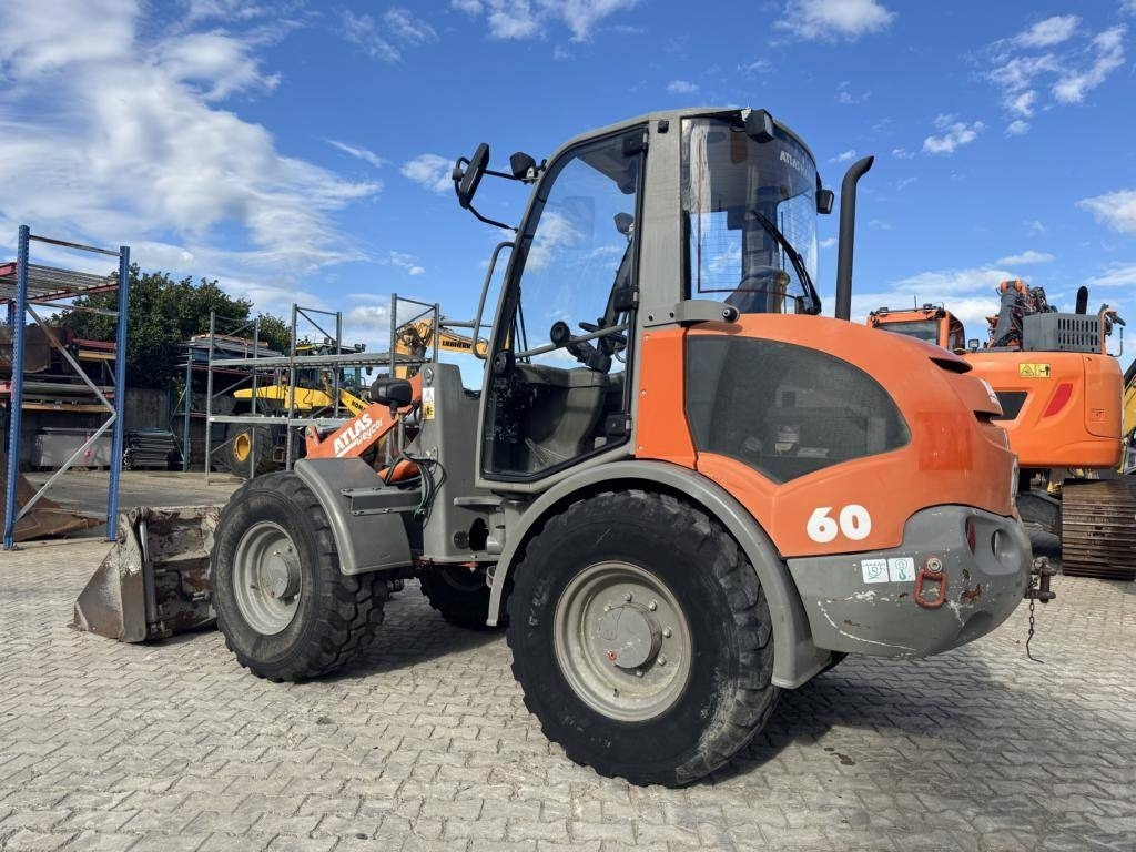 Atlas AR 60 - Pyöräkuormaaja: kuva Atlas AR 60 - Pyöräkuormaaja Atlas AR 60 - Pyöräkuormaaja: kuva Atlas AR 60 - Pyöräkuormaaja