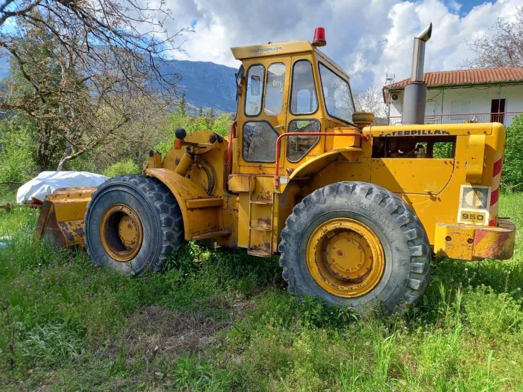 CAT 950 C - Pyöräkuormaaja: kuva CAT 950 C - Pyöräkuormaaja CAT 950 C - Pyöräkuormaaja: kuva CAT 950 C - Pyöräkuormaaja