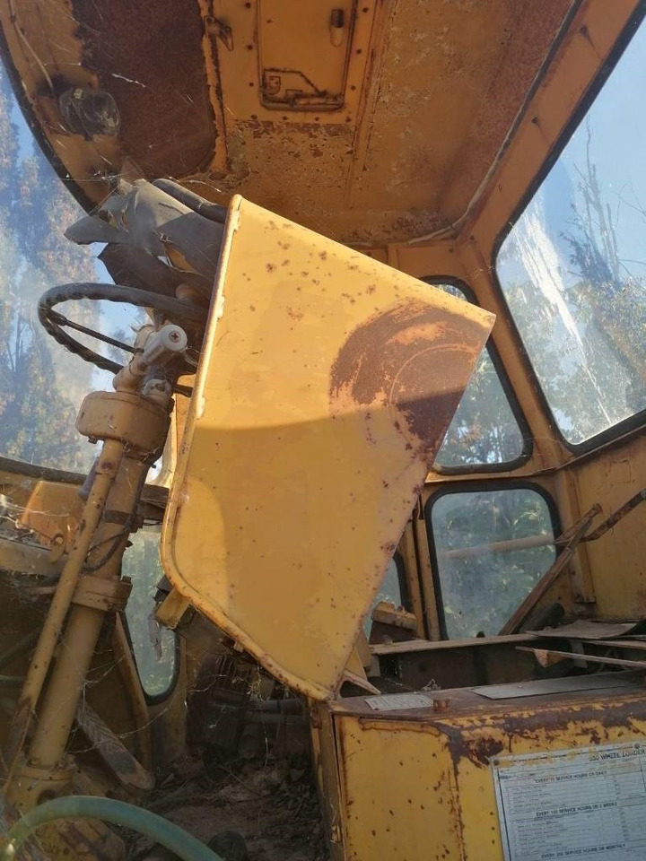 CAT 950C - Pyöräkuormaaja: kuva CAT 950C - Pyöräkuormaaja CAT 950C - Pyöräkuormaaja: kuva CAT 950C - Pyöräkuormaaja