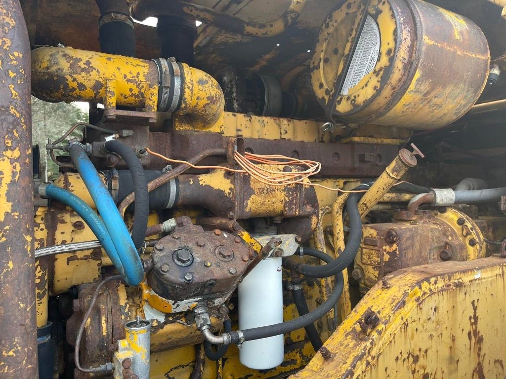 Pyöräkuormaaja CAT 980 B: kuva Pyöräkuormaaja CAT 980 B Pyöräkuormaaja CAT 980 B: kuva Pyöräkuormaaja CAT 980 B