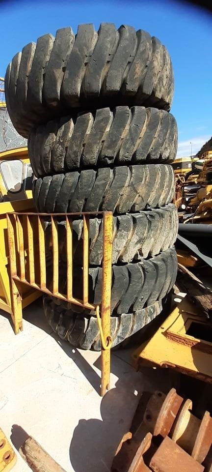 Goodyear 14.00-24 - Rengas - Rakennuskoneet: kuva Goodyear 14.00-24 - Rengas - Rakennuskoneet Goodyear 14.00-24 - Rengas - Rakennuskoneet: kuva Goodyear 14.00-24 - Rengas - Rakennuskoneet