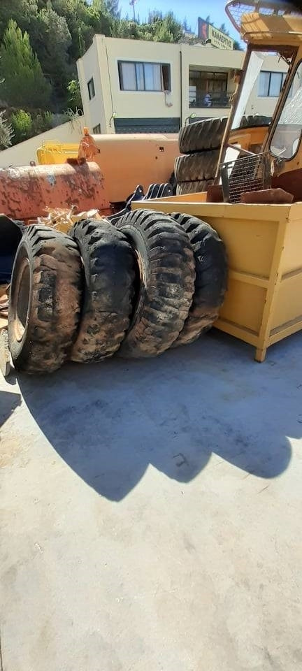Goodyear 14.00-24 - Rengas - Rakennuskoneet: kuva Goodyear 14.00-24 - Rengas - Rakennuskoneet Goodyear 14.00-24 - Rengas - Rakennuskoneet: kuva Goodyear 14.00-24 - Rengas - Rakennuskoneet