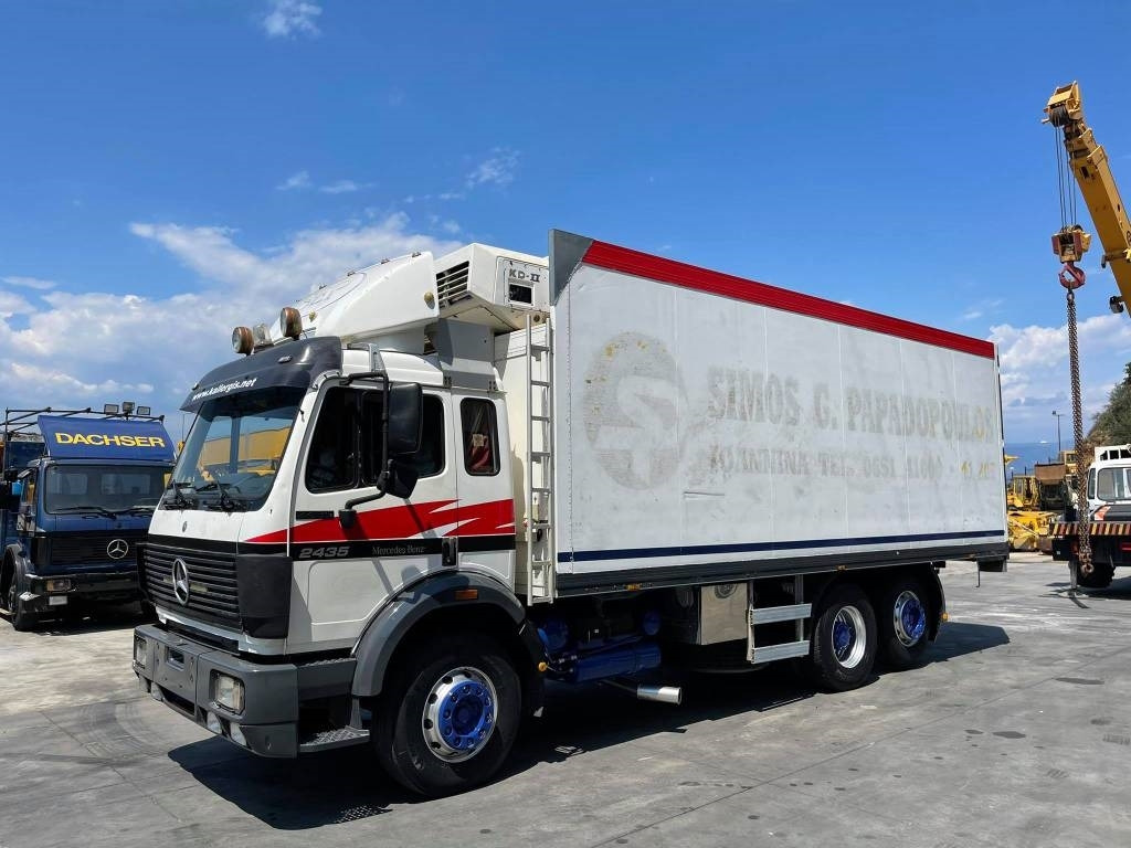Mercedes-Benz 2435L - Refrigeraattori kuorma-auto: kuva Mercedes-Benz 2435L - Refrigeraattori kuorma-auto Mercedes-Benz 2435L - Refrigeraattori kuorma-auto: kuva Mercedes-Benz 2435L - Refrigeraattori kuorma-auto
