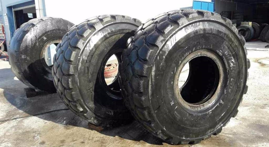Michelin 29,5R25 X-SUPER TERRAIN /AD - Rengas: kuva Michelin 29,5R25 X-SUPER TERRAIN /AD - Rengas Michelin 29,5R25 X-SUPER TERRAIN /AD - Rengas: kuva Michelin 29,5R25 X-SUPER TERRAIN /AD - Rengas