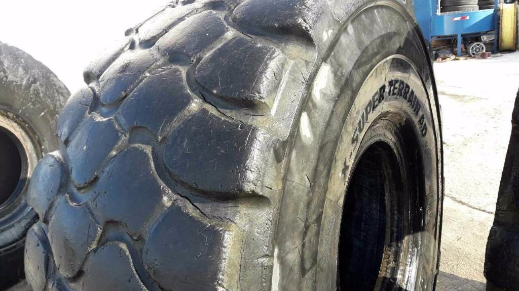 Michelin 29,5R25 X-SUPER TERRAIN /AD - Rengas: kuva Michelin 29,5R25 X-SUPER TERRAIN /AD - Rengas Michelin 29,5R25 X-SUPER TERRAIN /AD - Rengas: kuva Michelin 29,5R25 X-SUPER TERRAIN /AD - Rengas