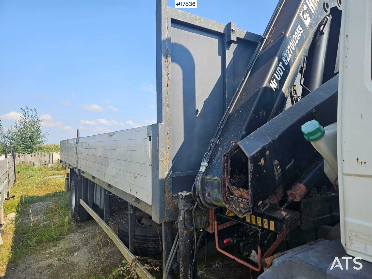 Lava-kuorma-auto, Nosturiauto 1997 Volvo FL 619: kuva Lava-kuorma-auto, Nosturiauto 1997 Volvo FL 619