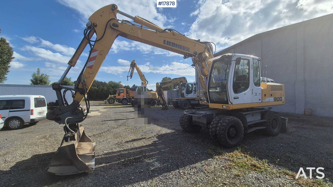 Pyöräalustainen kaivinkone 2006 Liebherr A 900C: kuva Pyöräalustainen kaivinkone 2006 Liebherr A 900C Pyöräalustainen kaivinkone 2006 Liebherr A 900C: kuva Pyöräalustainen kaivinkone 2006 Liebherr A 900C