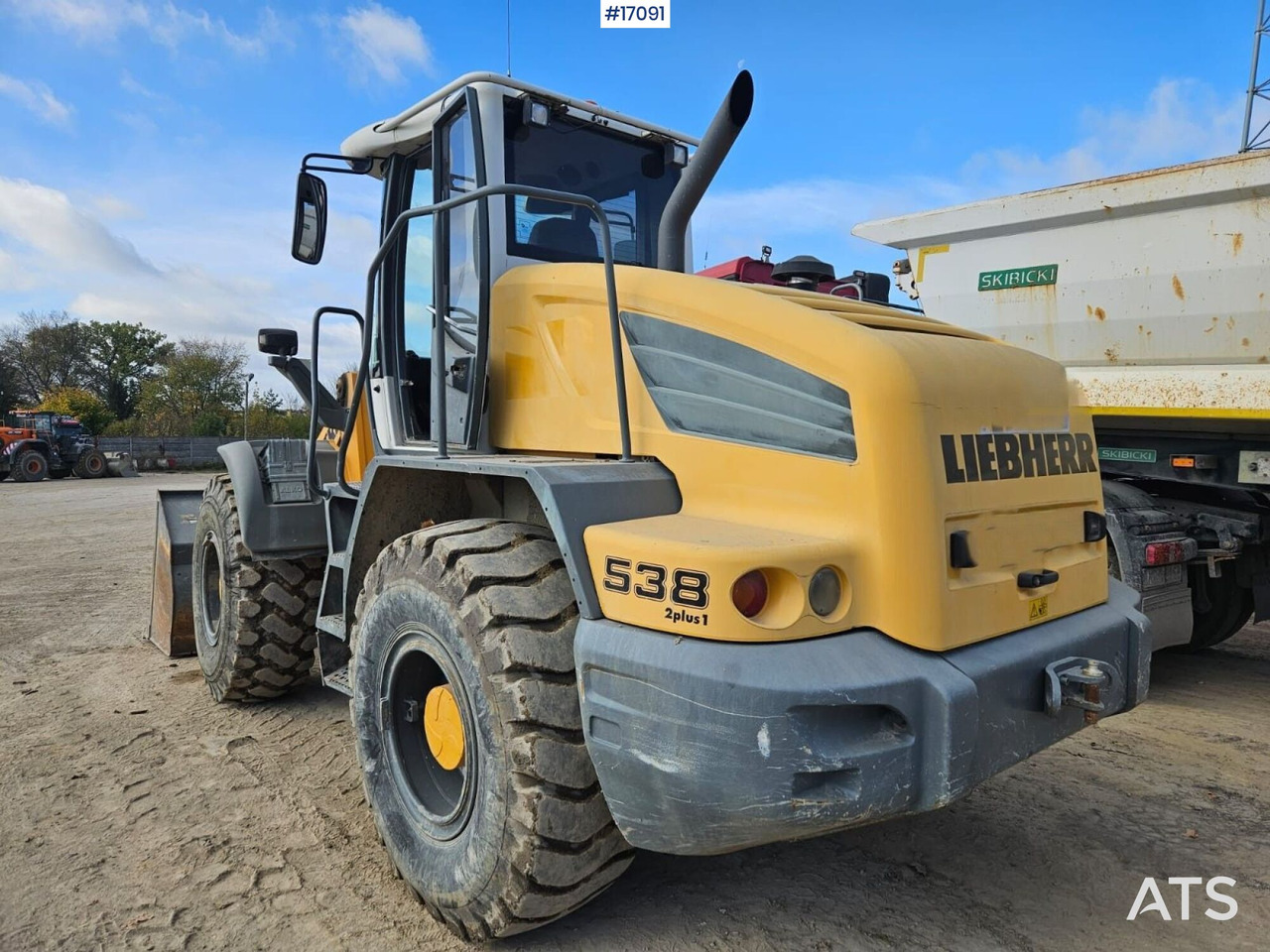2008 Liebherr L538 - Pyöräkuormaaja: kuva 2008 Liebherr L538 - Pyöräkuormaaja 2008 Liebherr L538 - Pyöräkuormaaja: kuva 2008 Liebherr L538 - Pyöräkuormaaja