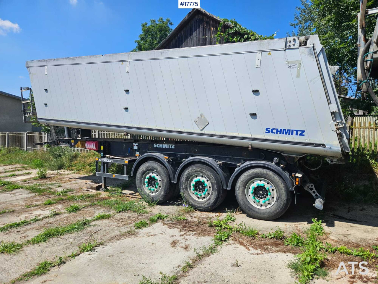 2013 Schmitz SKI 24 - Kippiauto puoliperävaunu: kuva 2013 Schmitz SKI 24 - Kippiauto puoliperävaunu 2013 Schmitz SKI 24 - Kippiauto puoliperävaunu: kuva 2013 Schmitz SKI 24 - Kippiauto puoliperävaunu
