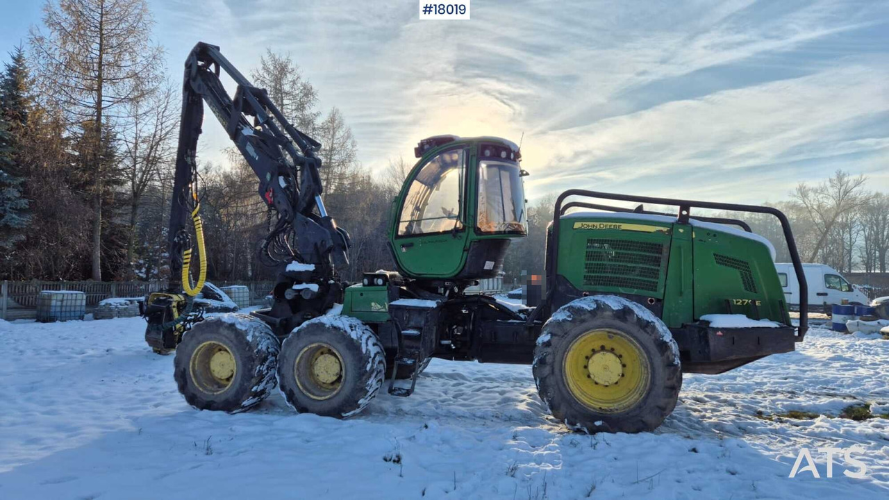 John Deere 1270E harvester (2009) - Harvesteri: kuva John Deere 1270E harvester (2009) - Harvesteri John Deere 1270E harvester (2009) - Harvesteri: kuva John Deere 1270E harvester (2009) - Harvesteri