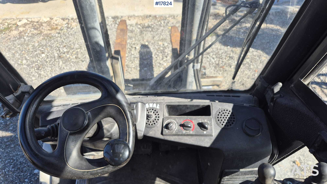 Dieseltrukki LINDE H25D forklift (2009): kuva Dieseltrukki LINDE H25D forklift (2009)