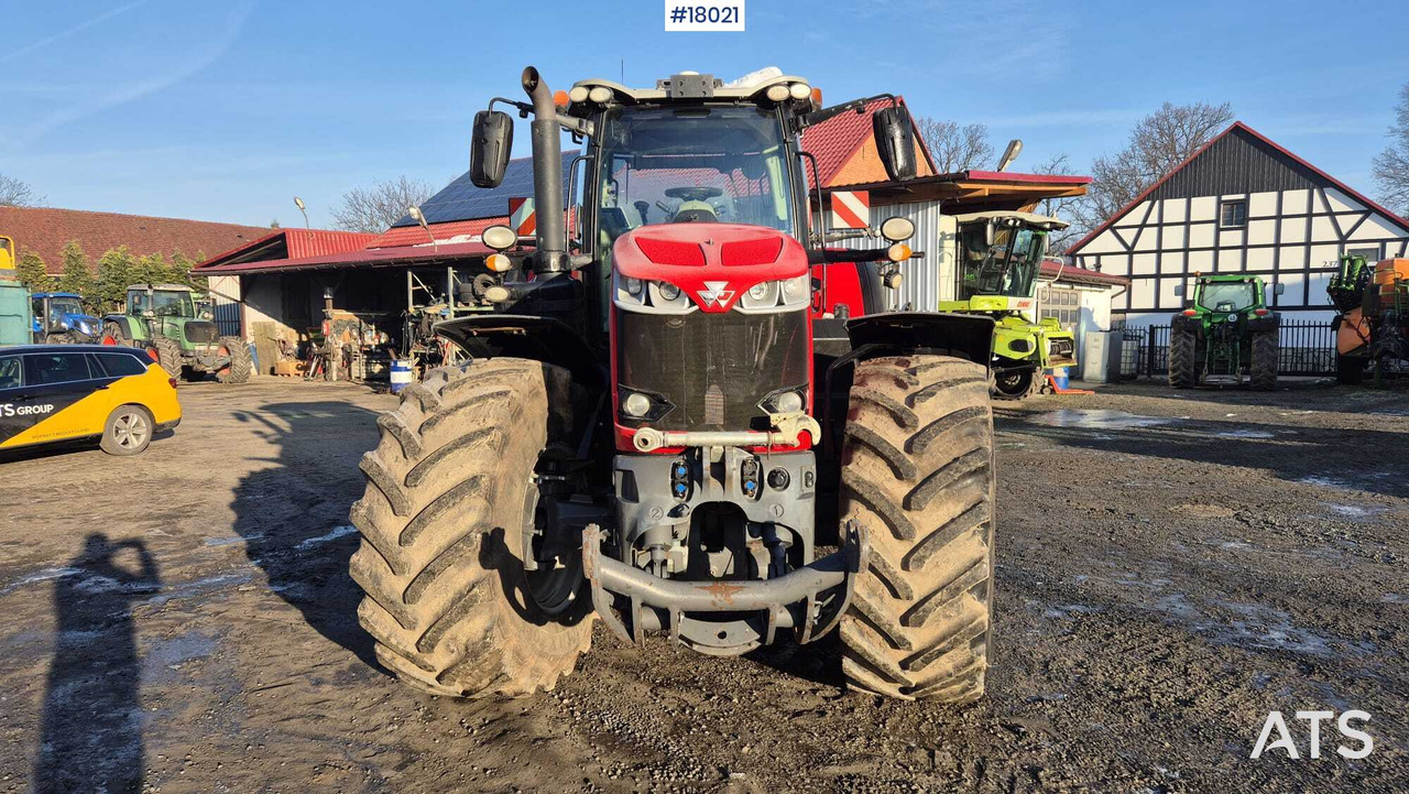 Massey Ferguson 8740S agricultural tractor (2019) - Traktori: kuva Massey Ferguson 8740S agricultural tractor (2019) - Traktori Massey Ferguson 8740S agricultural tractor (2019) - Traktori: kuva Massey Ferguson 8740S agricultural tractor (2019) - Traktori