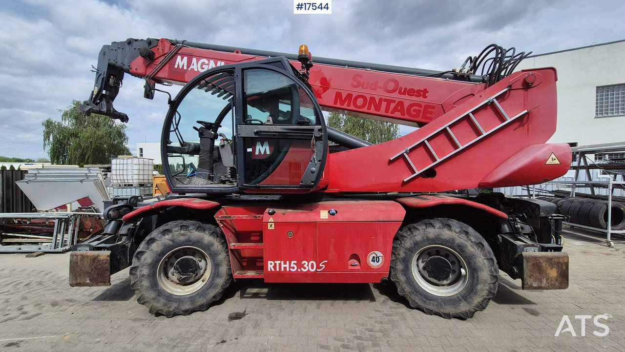Rotating telescopic handler MAGNI RTH 5.30 SM/C (2016) ++++ - Kurottaja: kuva Rotating telescopic handler MAGNI RTH 5.30 SM/C (2016) ++++ - Kurottaja Rotating telescopic handler MAGNI RTH 5.30 SM/C (2016) ++++ - Kurottaja: kuva Rotating telescopic handler MAGNI RTH 5.30 SM/C (2016) ++++ - Kurottaja