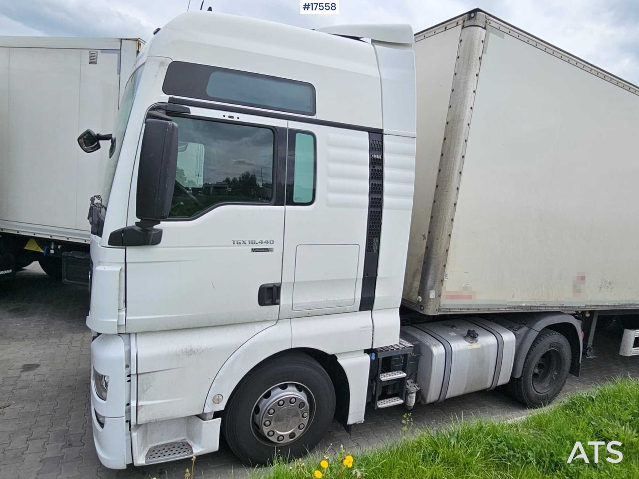 2015 MAN TGX 18.440 - Vetopöytäauto: kuva 2015 MAN TGX 18.440 - Vetopöytäauto 2015 MAN TGX 18.440 - Vetopöytäauto: kuva 2015 MAN TGX 18.440 - Vetopöytäauto
