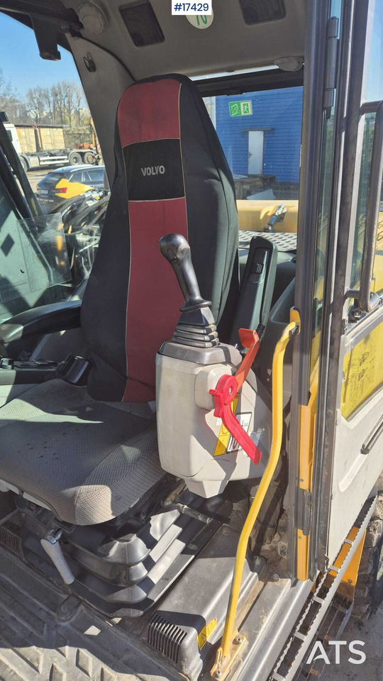 Pyöräalustainen kaivinkone Wheel Excavator VOLVO EW160C (2010): kuva Pyöräalustainen kaivinkone Wheel Excavator VOLVO EW160C (2010)