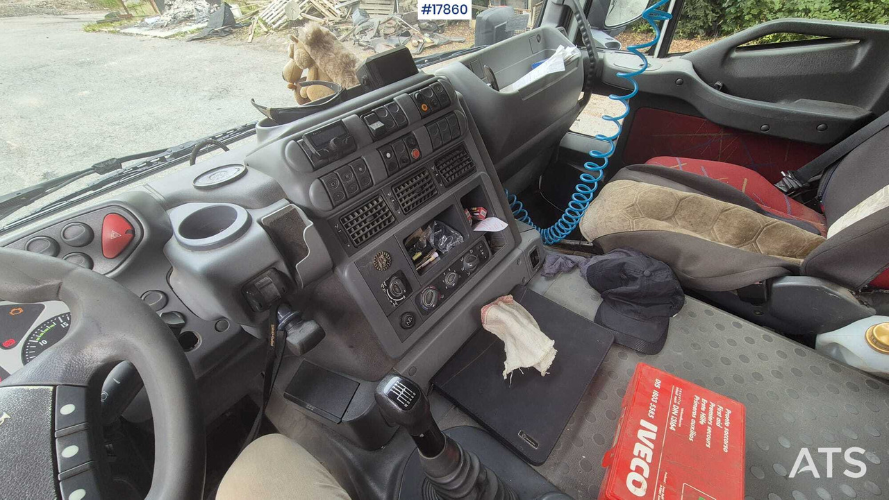 Kippiauto kuorma-auto Wywrotka IVECO TRAKKER 450 (2008): kuva Kippiauto kuorma-auto Wywrotka IVECO TRAKKER 450 (2008)