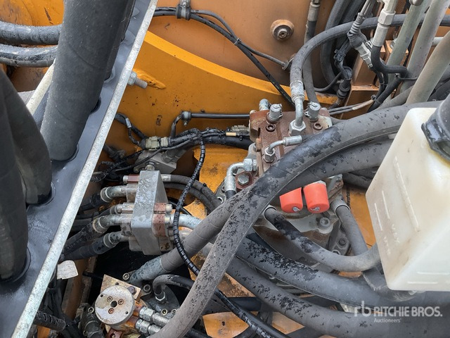 2007 Liebherr A904C Wheel Excavator - Pyöräalustainen kaivinkone: kuva 2007 Liebherr A904C Wheel Excavator - Pyöräalustainen kaivinkone 2007 Liebherr A904C Wheel Excavator - Pyöräalustainen kaivinkone: kuva 2007 Liebherr A904C Wheel Excavator - Pyöräalustainen kaivinkone