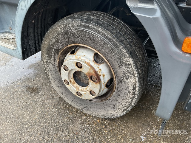 2007 MAN TGL12.210 4x2 Curtain Side Truck - Pressukapelli kuorma-auto: kuva 2007 MAN TGL12.210 4x2 Curtain Side Truck - Pressukapelli kuorma-auto 2007 MAN TGL12.210 4x2 Curtain Side Truck - Pressukapelli kuorma-auto: kuva 2007 MAN TGL12.210 4x2 Curtain Side Truck - Pressukapelli kuorma-auto