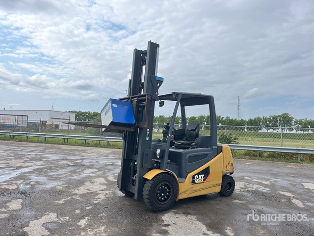 2018 Cat EP40 2 Electric Forklift - Sähkötrukki: kuva 2018 Cat EP40 2 Electric Forklift - Sähkötrukki 2018 Cat EP40 2 Electric Forklift - Sähkötrukki: kuva 2018 Cat EP40 2 Electric Forklift - Sähkötrukki