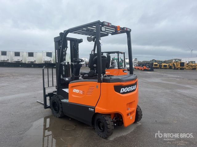 2023 Doosan B25X-7 PLUS (Unused) Electric Forklift - Sähkötrukki: kuva 2023 Doosan B25X-7 PLUS (Unused) Electric Forklift - Sähkötrukki 2023 Doosan B25X-7 PLUS (Unused) Electric Forklift - Sähkötrukki: kuva 2023 Doosan B25X-7 PLUS (Unused) Electric Forklift - Sähkötrukki