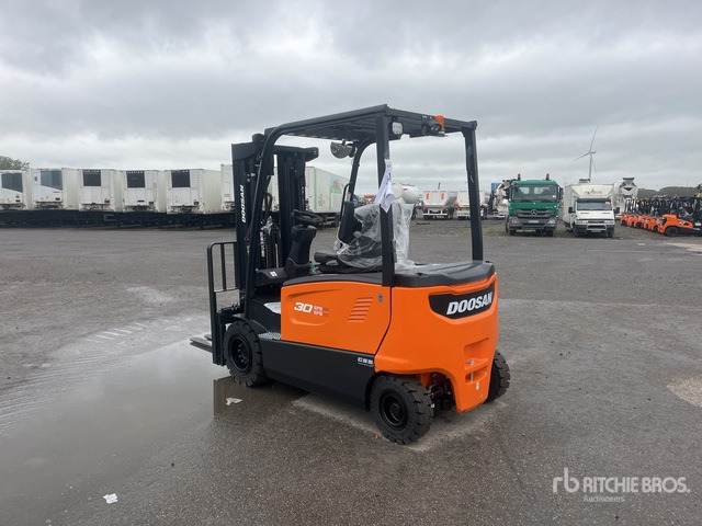 2023 Doosan B30X-7 PLUS (Unused) Electric Forklift - Sähkötrukki: kuva 2023 Doosan B30X-7 PLUS (Unused) Electric Forklift - Sähkötrukki 2023 Doosan B30X-7 PLUS (Unused) Electric Forklift - Sähkötrukki: kuva 2023 Doosan B30X-7 PLUS (Unused) Electric Forklift - Sähkötrukki