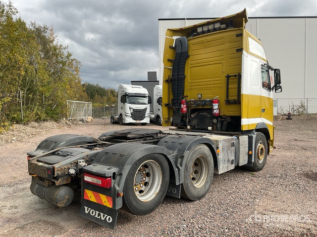 2013 Volvo FH62TB 6x2 T/A Sleeper Truck Tractor - Vetopöytäauto: kuva 2013 Volvo FH62TB 6x2 T/A Sleeper Truck Tractor - Vetopöytäauto 2013 Volvo FH62TB 6x2 T/A Sleeper Truck Tractor - Vetopöytäauto: kuva 2013 Volvo FH62TB 6x2 T/A Sleeper Truck Tractor - Vetopöytäauto